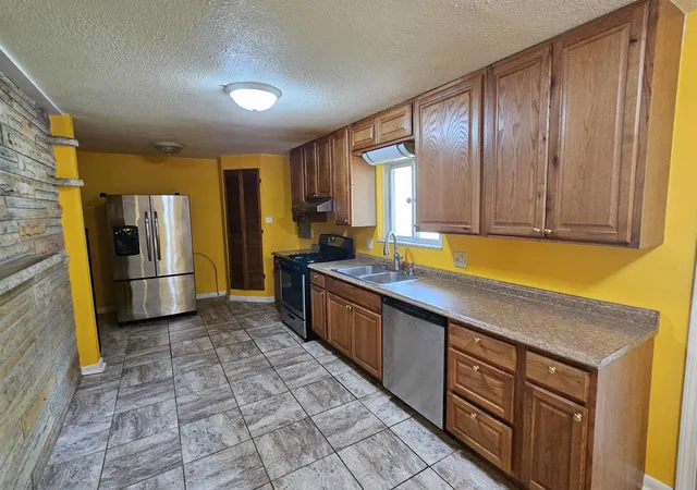 5th image of 8525 Dixie Hwy, Birch Run, MI 48415 | MLS# 50210804
