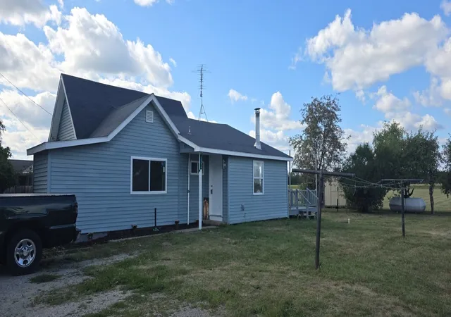 1st image of 5576 W Kent Rd, Saint Louis, MI 48880 | MLS# 50219652