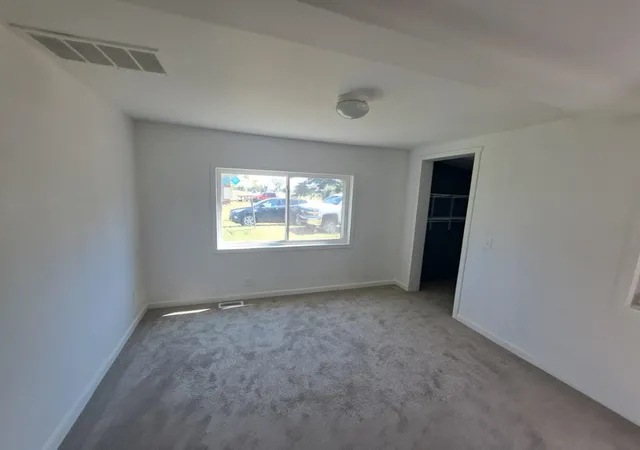 Photo 4 of Single family home for sale at 5576 W Kent Rd, Saint Louis, MI 48880 | MLS# 50219652 | Listing updated on 2026-08-28
