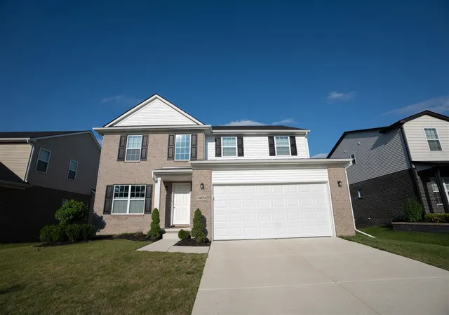 Homes for sale in Livonia, MI | 14456 Josephine Ct, Livonia, MI 48154 | MLS# 70544229