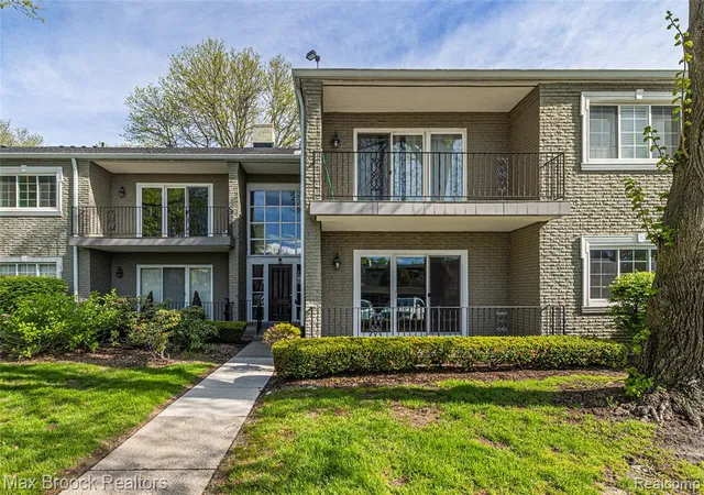 Homes for sale in Birmingham, MI | 1111 N Old Woodward Ave #23, Birmingham, MI 48009 | MLS# 61003775