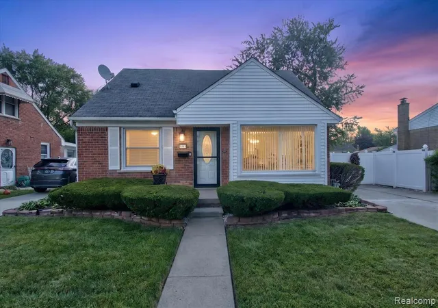 Photo 1 of Single family home for sale at 8063 Pelham Rd, Allen Park, MI 48101 2244 | MLS# 61024716 | Listing updated on 2026-10-02