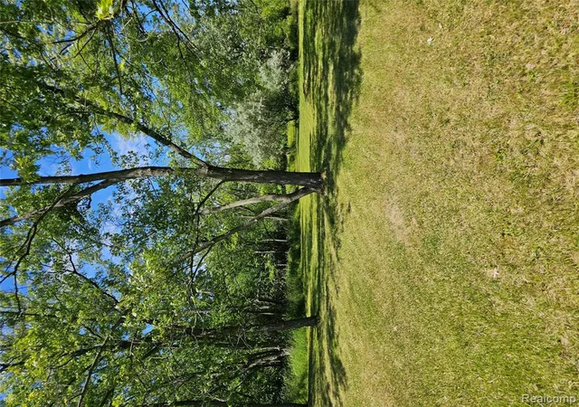 15th image of Graham Rd Graham Rd, Flint, MI 48532 | MLS# 60940765