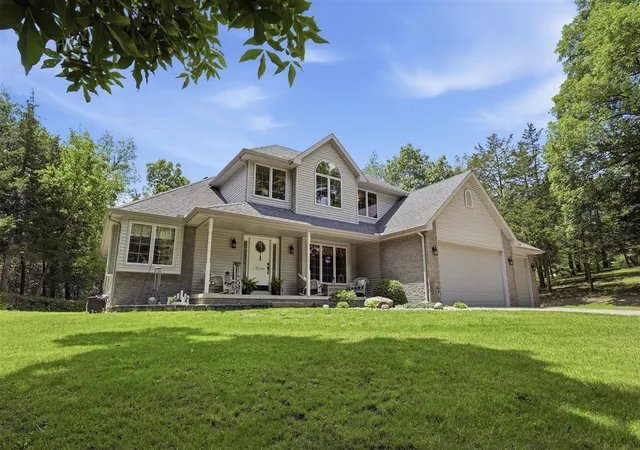 3rd image of 10525 Antcliff, Brooklyn, MI 49230 | MLS# 70543734
