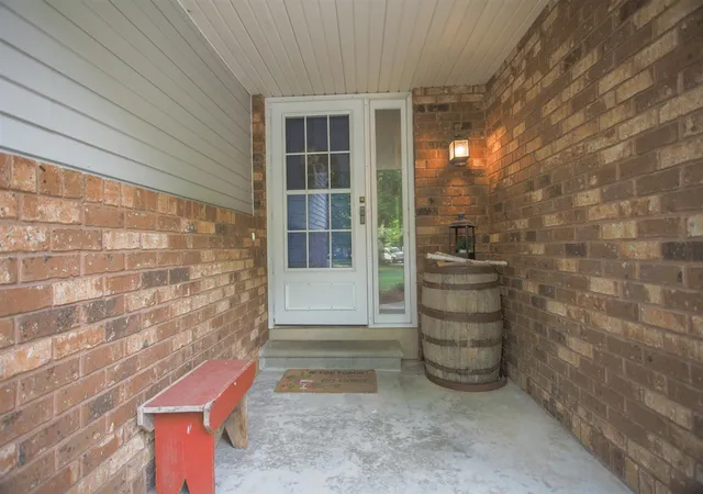 3rd image of 20420 Thornapple Ln, Big Rapids, MI 49307 | MLS# 70486540