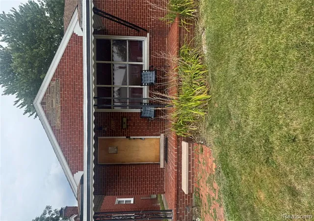 Photo 1 of Single family home for sale at 21810 Schroeder Ave, Eastpointe, MI 48021 | MLS# 61021183 | Listing updated on 2026-10-01