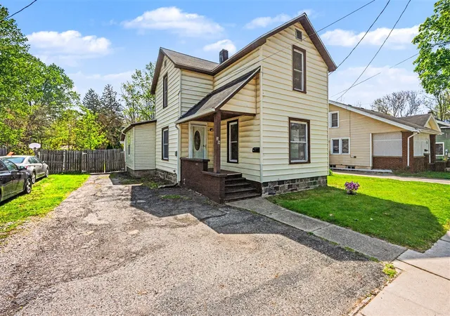 Homes for sale in Coldwater, MI | 59 S Jefferson St, Coldwater, MI 49036 | MLS# 70530999