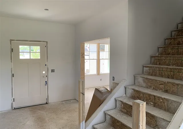Homes for sale in Rockford, MI | 7900 Woodhurst Dr, Rockford, MI 49341 | MLS# 70536925