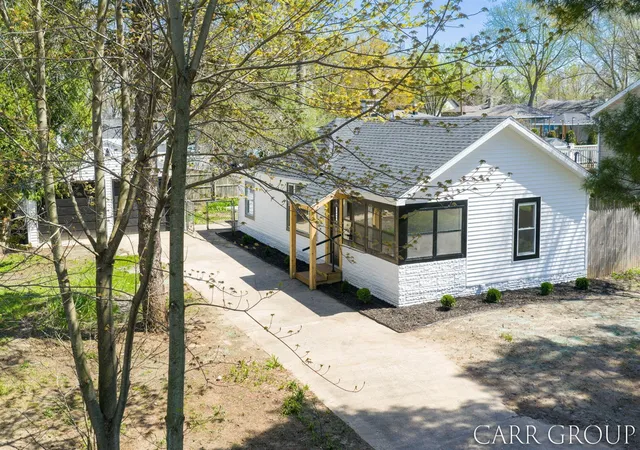 Homes for sale in Wyoming, MI | 3230 Highgate Ave, Wyoming, MI 49509 | MLS# 70527482