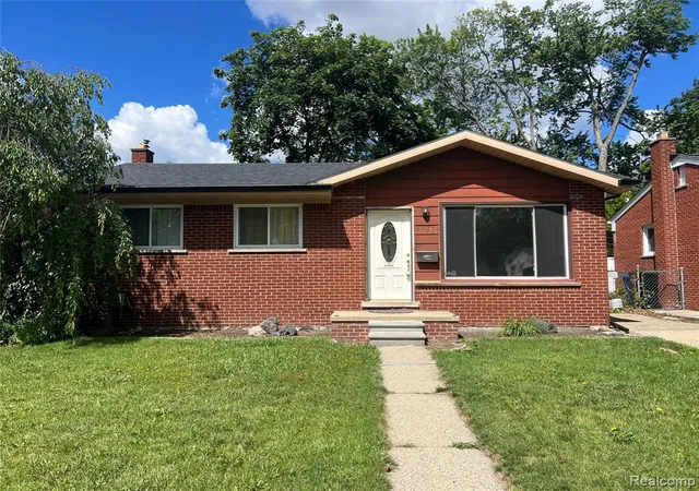 Homes for sale in Madison Heights, MI | 28215 Couzens Ave, Madison Heights, MI 48071 | MLS# 61003820