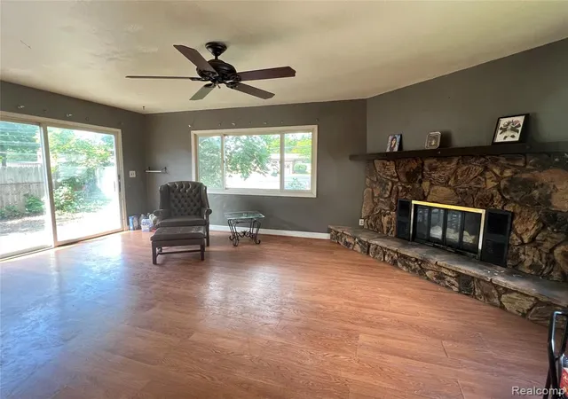 Homes for sale in Madison Heights, MI | 28215 Couzens Ave, Madison Heights, MI 48071 | MLS# 61003820