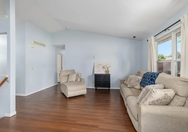 4th image of 4815 Sweet Cherry Ln, Kalamazoo, MI 49004 | MLS# 70543109
