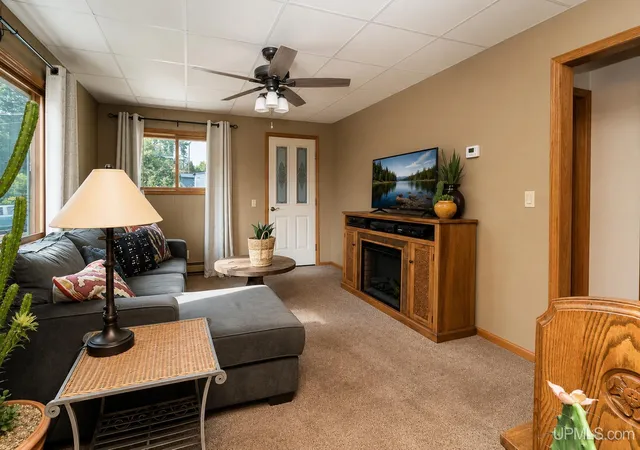 Photo 4 of Single family home for sale at 125 E Birch St, Ironwood, MI 49938 | MLS# 50218410 | Listing updated on 2026-10-03