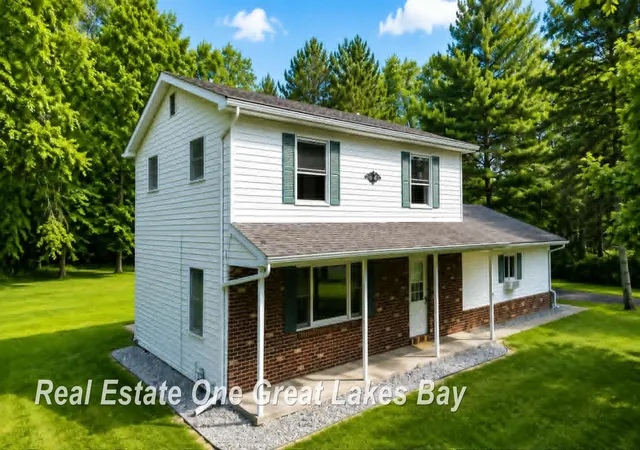 2nd image of 2289 S Brennan Rd, Hemlock, MI 48626 | MLS# 50217665