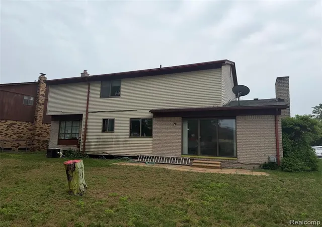 6th image of 29538 E Nottingham Cir, Warren, MI 48092 | MLS# 61003365