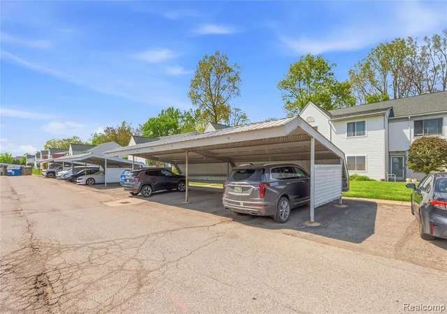 Homes for sale in Mount Clemens, MI | 42 Rosebud Ln, Mount Clemens, MI 48043 | MLS# 61004586
