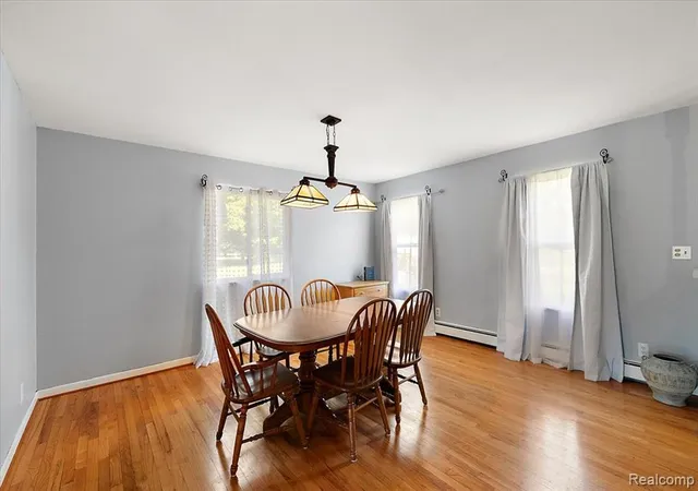 5th image of 10324 Oakhill Rd, Holly, MI 48442 | MLS# 61003577