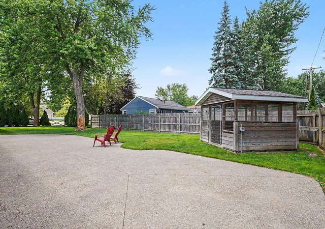 Homes for sale in Bay City, MI | 1220 N Chilson Rd, Bay City, MI 48706 | MLS# 50213720