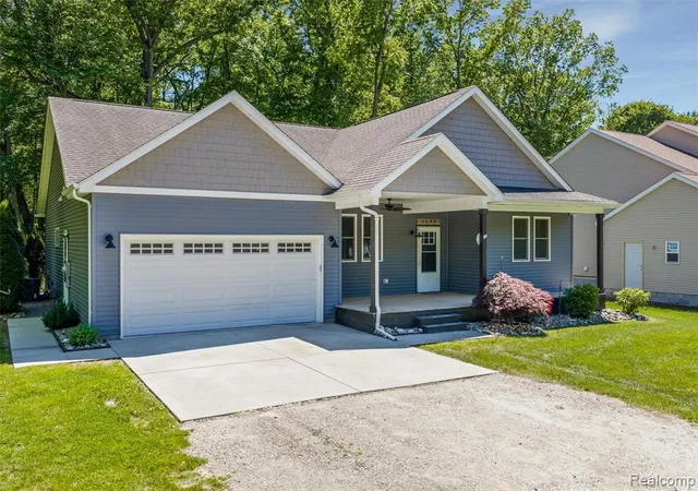 Homes for sale in Clay, MI | 3099 Fruit St, Clay, MI 48001 | MLS# 61000165
