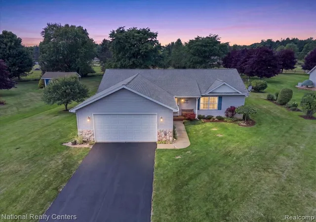 Photo 1 of Sale Pending at 10844 Mackinaw Trl, Fowlerville, MI 48836 9639 | MLS# 61014444 | Listing updated on 2026-08-30