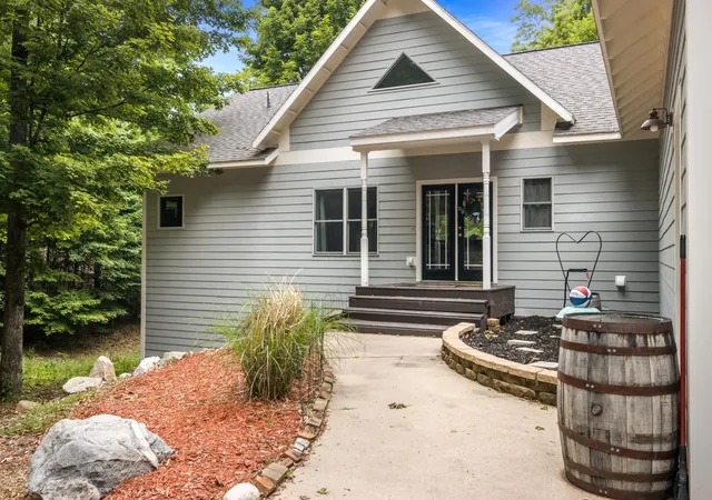 Homes for sale in Empire, MI | 11770 S Mistys Trl, Empire, MI 49630 | MLS# 80070046