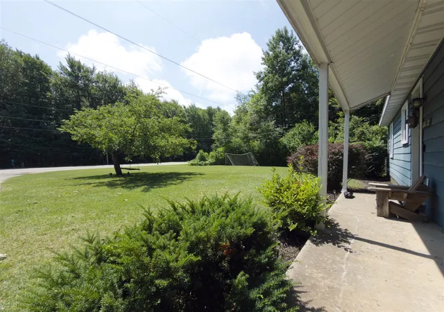 Homes for sale in Spring Lake, MI | 16613 Hemlock Dr, Spring Lake, MI 49456 | MLS# 70541717