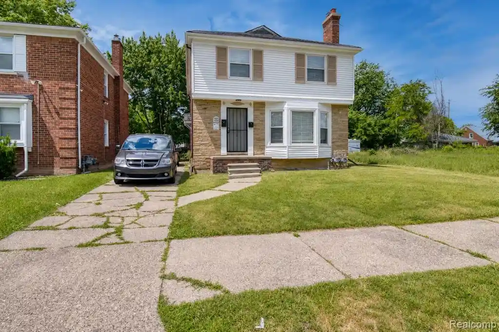Listing Photo 1 - Condo for sale in 4683 Chatsworth St located at 4683 Chatsworth St, Detroit, MI 48224 - Unit 4683 Chatsworth St
