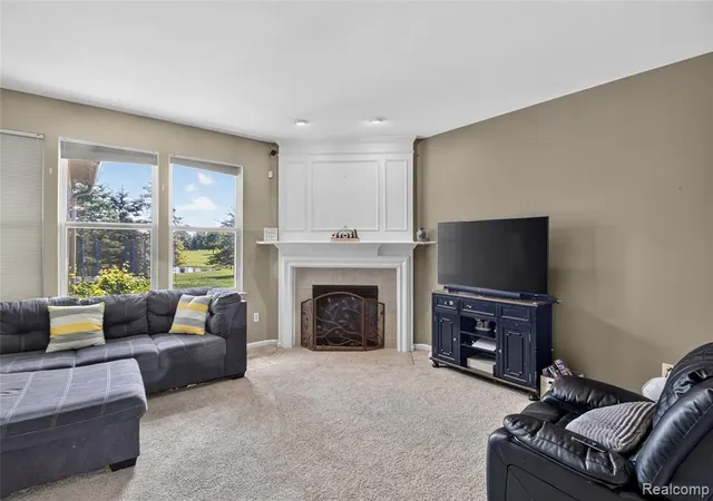 4th image of 27985 S Mockingbird Dr, Flat Rock, MI 48134 | MLS# 61009956