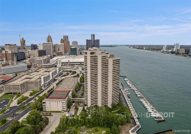 2nd image of 1001 W Jefferson #11B, Detroit, MI 48226 4508 | MLS# 60987454