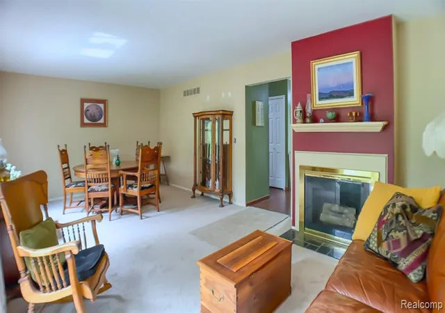 Homes for sale in Brighton, MI | 552 Foxboro Sq, Brighton, MI 48116 | MLS# 61004277