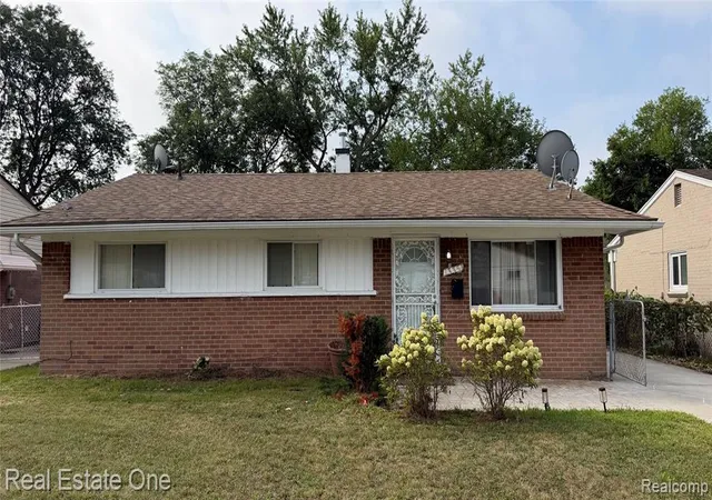 Photo 2 of Single family home for sale at 13351 Albany St, Oak Park, MI 48237 2801 | MLS# 61024387 | Listing updated on 2026-08-26