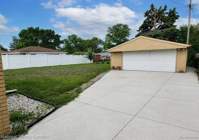 Photo 29 of Single family home for sale at 24263 Beierman Ave, Warren, MI 48091 1787 | MLS# 61024685 | Listing updated on 2026-10-08