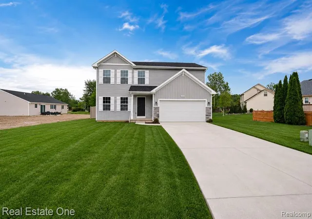 2nd image of 2273 Apple Tree Dr, Burton, MI 48519 | MLS# 60978030