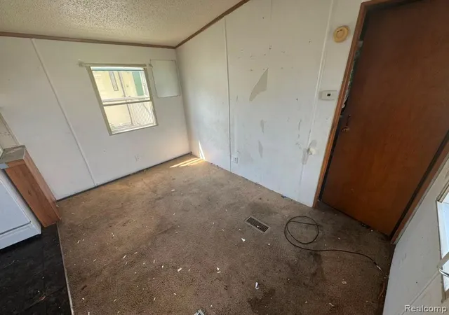 Photo 2 of Manufactured home for sale at 4128 Pelham St Lot A2, Dearborn Heights, MI 48125 | MLS# 61025024 | Listing updated on 2026-09-08