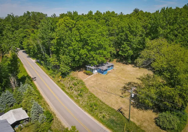 Homes for sale in Howard City, MI | 14308 Church Rd, Howard City, MI 49329 | MLS# 70537102