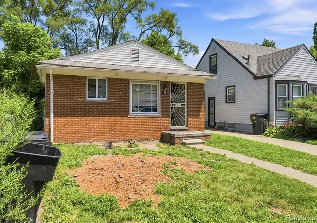Photo 4 of Single family home for sale at 19616 Marx St, Highland Park, MI 48203 | MLS# 61019812 | Listing updated on 2026-08-13