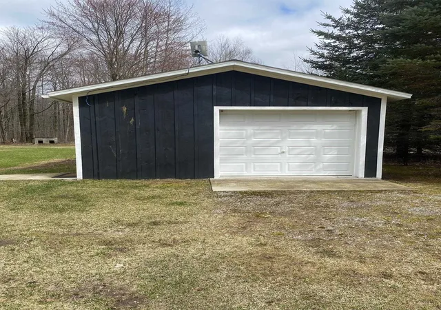 Homes for sale in Coleman, MI | 3302 W Dana Dr, Coleman, MI 48618 | MLS# 50209115