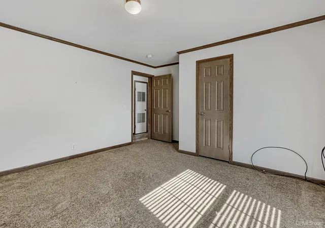 Homes for sale in Gladstone, MI | 57 Kenneally Blvd, Gladstone, MI 49837 | MLS# 50209978