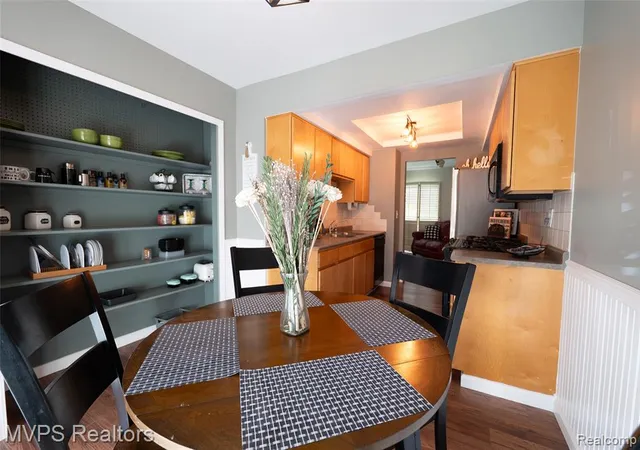 Homes for sale in Rochester, MI | 804 S Oak Brook Ridge Dr #149, Rochester, MI 48307 | MLS# 60995601