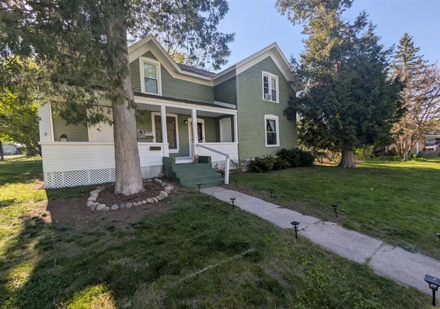 Homes for sale in Greenville, MI | 301 N Smith St, Greenville, MI 48838 | MLS# 70530807