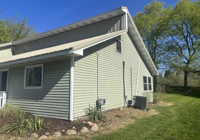 Homes for sale in Muir, MI | 126 E Maple St, Muir, MI 48860 | MLS# 70536410