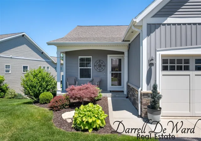 Homes for sale in Byron Center, MI | 885 S Center Park Dr, Byron Center, MI 49315 | MLS# 70539381