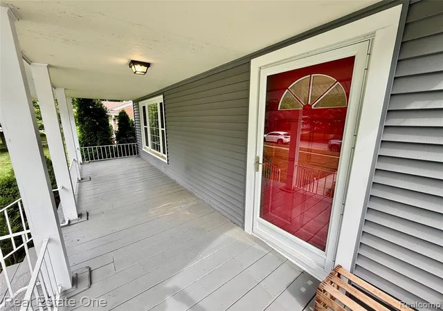 Homes for sale in Clawson, MI | 865 Grant Ave, Clawson, MI 48017 | MLS# 61003041