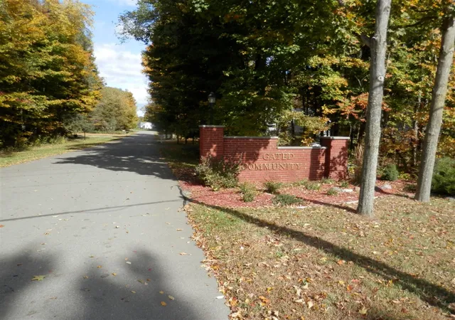 Homes for sale in Watervliet, MI | 21 Harlan Dr, Watervliet, MI 49098 | MLS# 70482136