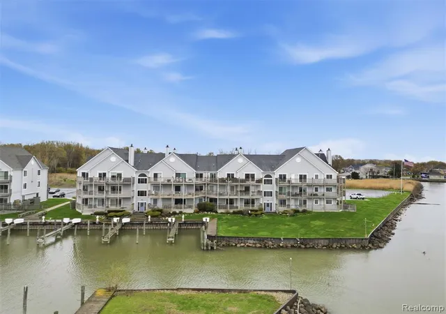 Homes for sale in Harrison Township, MI | 37530 Jefferson Ave, Harrison Township, MI 48045 | MLS# 60989094