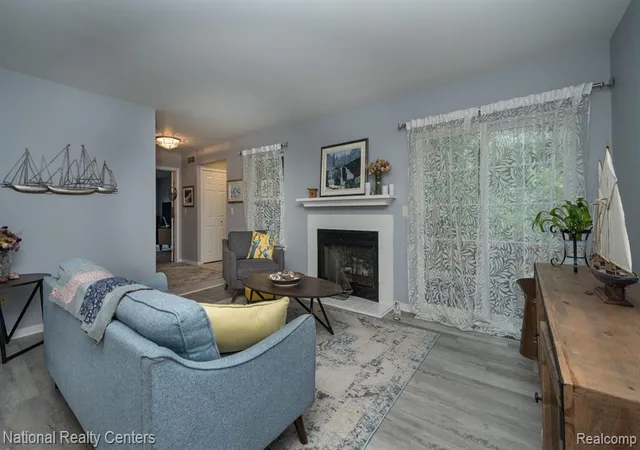 Homes for sale in Lake Orion, MI | 196 Barrington Cir, Lake Orion, MI 48360 | MLS# 61008219