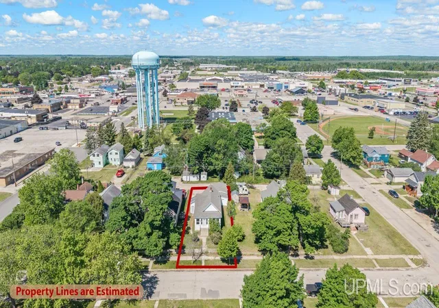 Homes for sale in Escanaba, MI | 219 N 20Th St, Escanaba, MI 49829 | MLS# 50212060