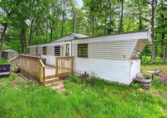Homes for sale in Marquette, MI | 5672 County Road 550 Road, Marquette, MI 49855 | MLS# 50212171