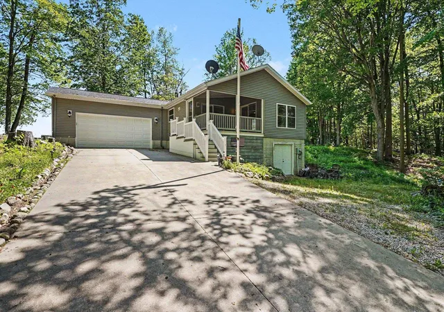 Homes for sale in Lupton, MI | 3434 Maple Rdg #Lot: 28-32, Lupton, MI 48635 | MLS# 80069349