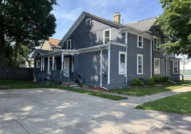 2nd image of 23 N 5th St, Niles, MI 49120 | MLS# 70543170